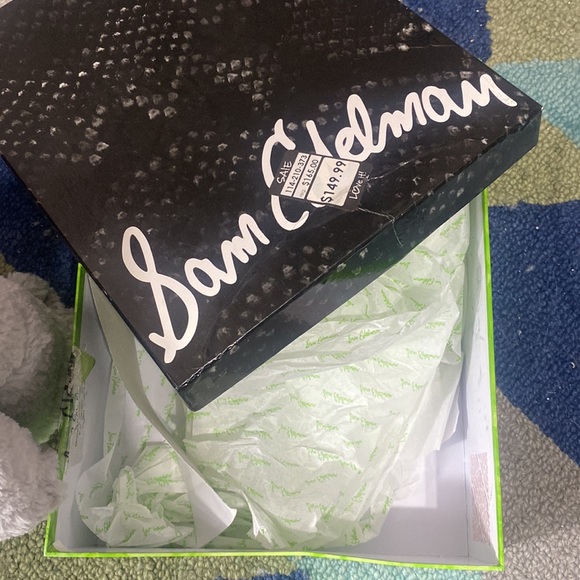 139. Sam Edelman real fur higher heel size 6.5 - Picture 9 of 11